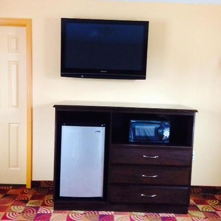 Blue Sky Inn Glens Falls-Saratoga-Lake George Bilik gambar