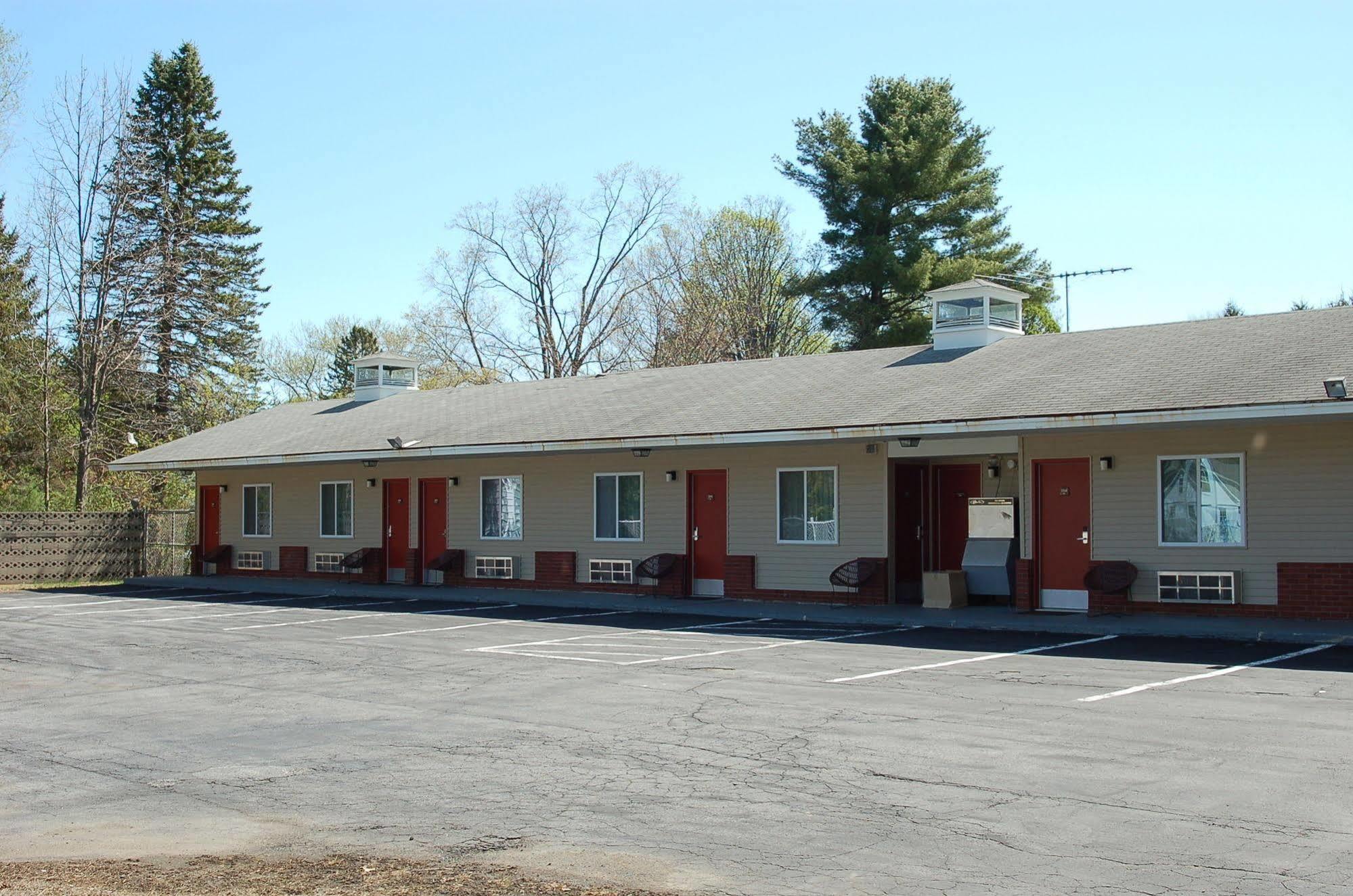 Blue Sky Inn Glens Falls-Saratoga-Lake George Luaran gambar