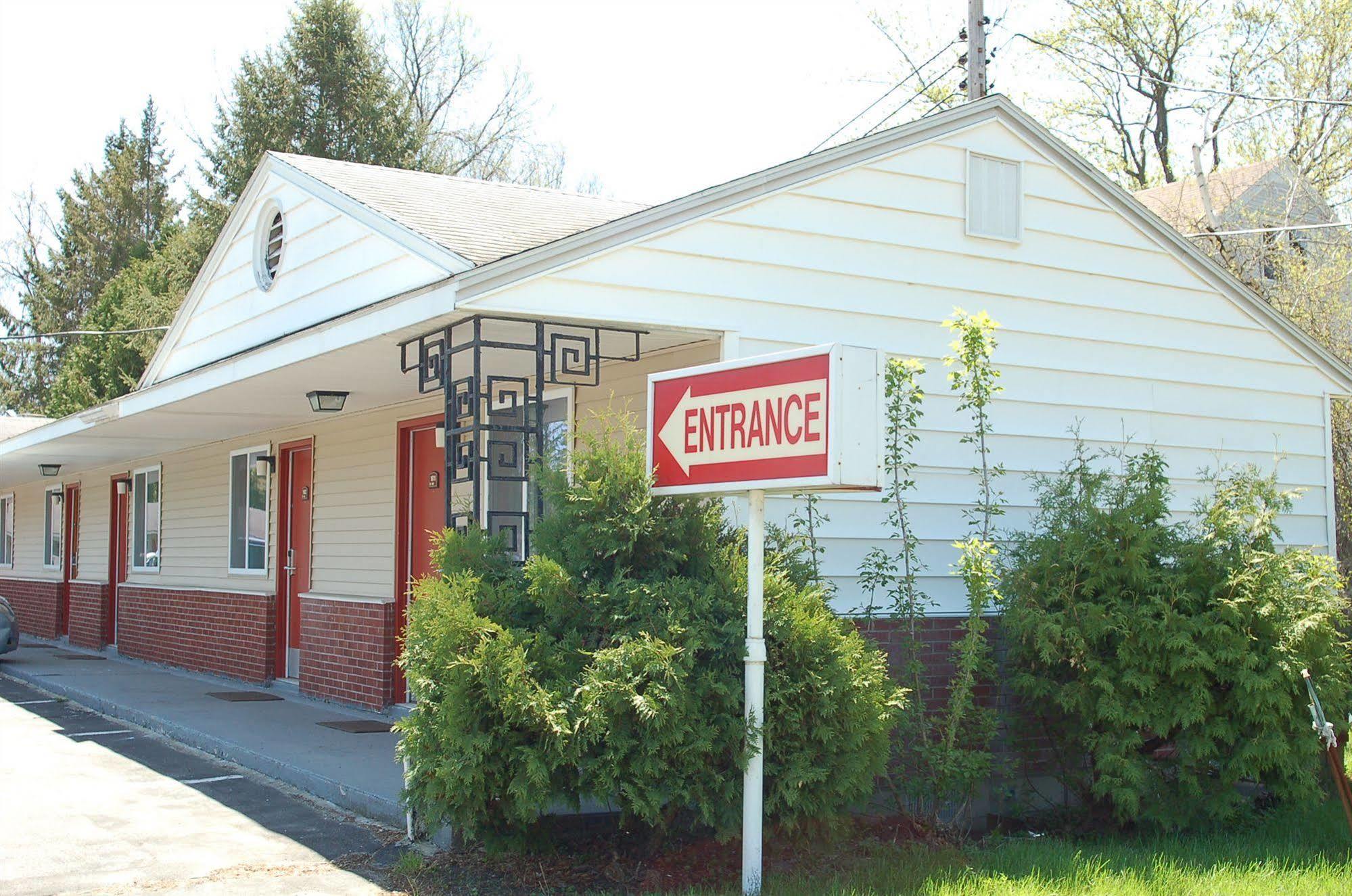 Blue Sky Inn Glens Falls-Saratoga-Lake George Luaran gambar